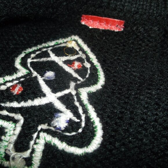 Gingerbread House embroidered Christmas / Winter Sweater Vest - Women's Size XL - Picture 9 of 11